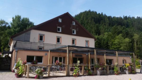 Гостиница Domaine du Haut des Bluches  Ла-Бресс